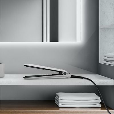 Placa de par Rowenta Easyliss Pure Collection SF1628F0, 200°C, invelis Ceramic Tourmaline, placi flotante, functie Straight & Curl, alb & gri