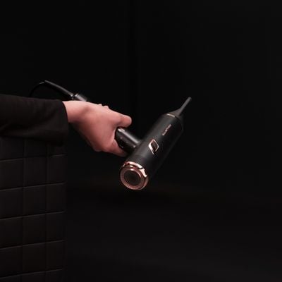 Uscator de par Rowenta Ultimate Experience Maestria CV9920F3, 2000 W, 3 trepte de viteza si temperatura, set complet de accesorii, jet de aer rece, negru & maro