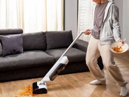 Pentru ce este folosit un aspirator umed uscat?