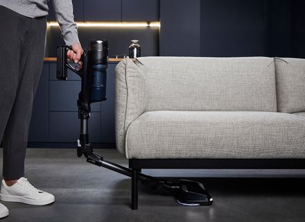 Aspirator vertical: de ce este alegerea ideală pentru curățenia rapidă și eficientă