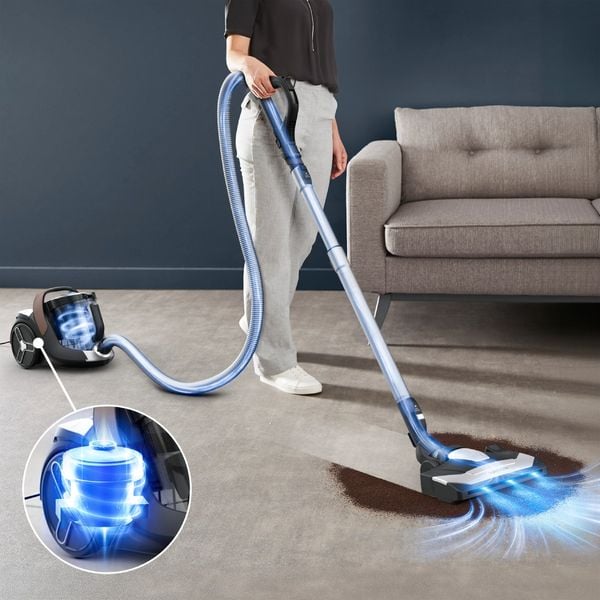 Aspirator fara sac Rowenta Silence Force Cyclonic 8 RO7C89E0, 900 W, recipient praf 2.5 L, 66 dB, raza de actiune 9 m, filtrare HEPA 99.98%, perie PowerGlide Vision cu LED, Maxi Turbo Brush, Mini Turbobrush, negru & maro