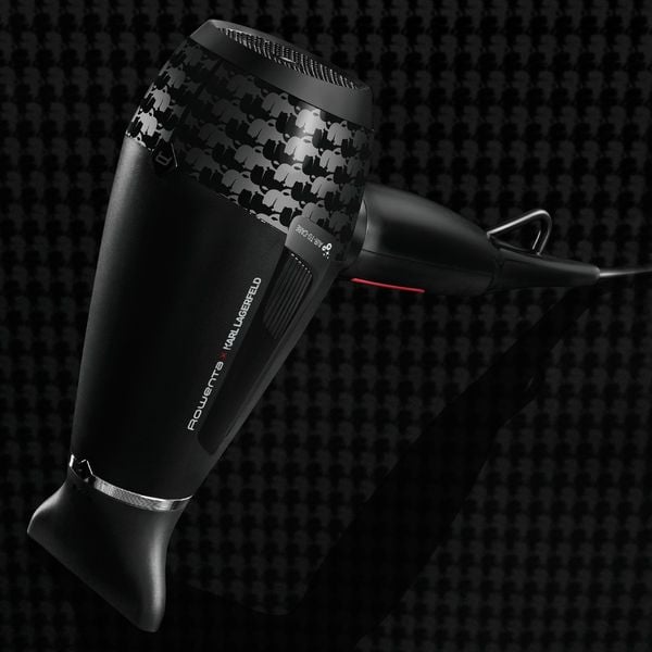 Uscător de păr Rowenta x Karl Lagerfeld Pro Stylist CV888LF0, 2200W, Tehnologia Rowenta Air-to-Care, invelis Keratin&Glow, 3 accesorii, jet de aer rece, cablu 1.8m, negru&gri