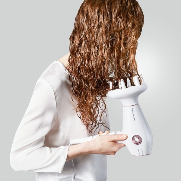 Uscator de par Rowenta Volumizer CV6135F0, 1800 W, 2 trepte de viteza, 3 trepte de temperatura, jet de aer rece, 1 concentrator, alb 1 diffuser, alb