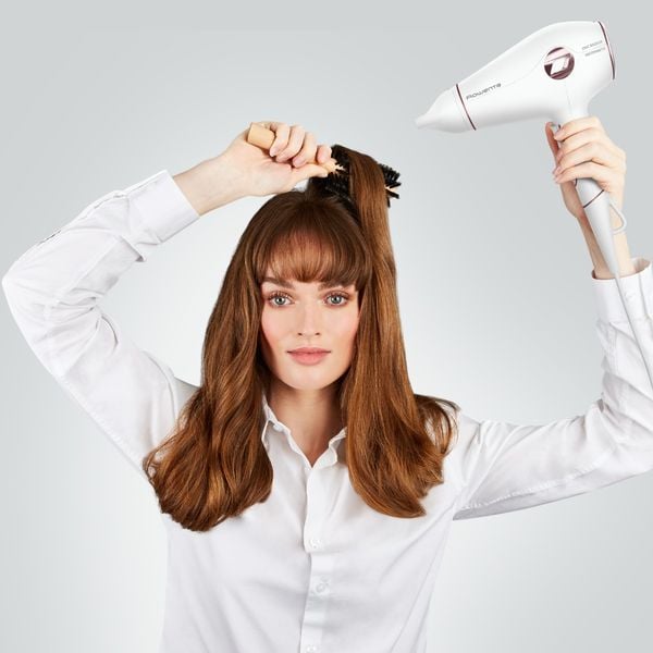 Uscator de par Rowenta Volumizer CV6135F0, 1800 W, 2 trepte de viteza, 3 trepte de temperatura, jet de aer rece, 1 concentrator, alb 1 diffuser, alb